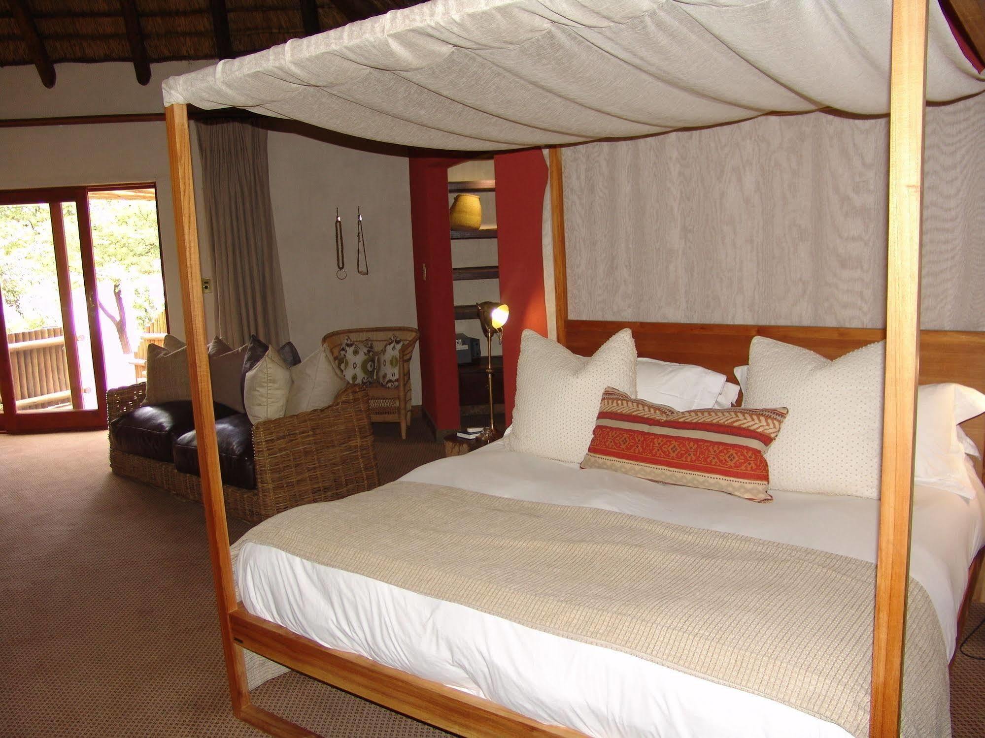Bona Bona Game Lodge Wolmaransstad Exterior photo